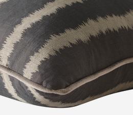Lowndes_Charcoal_Cushion_Detail_ACC2532_
