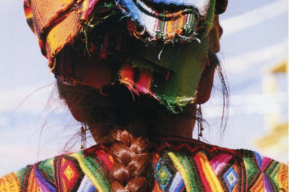 lady_oaxaca_plaits_threads_of_colour