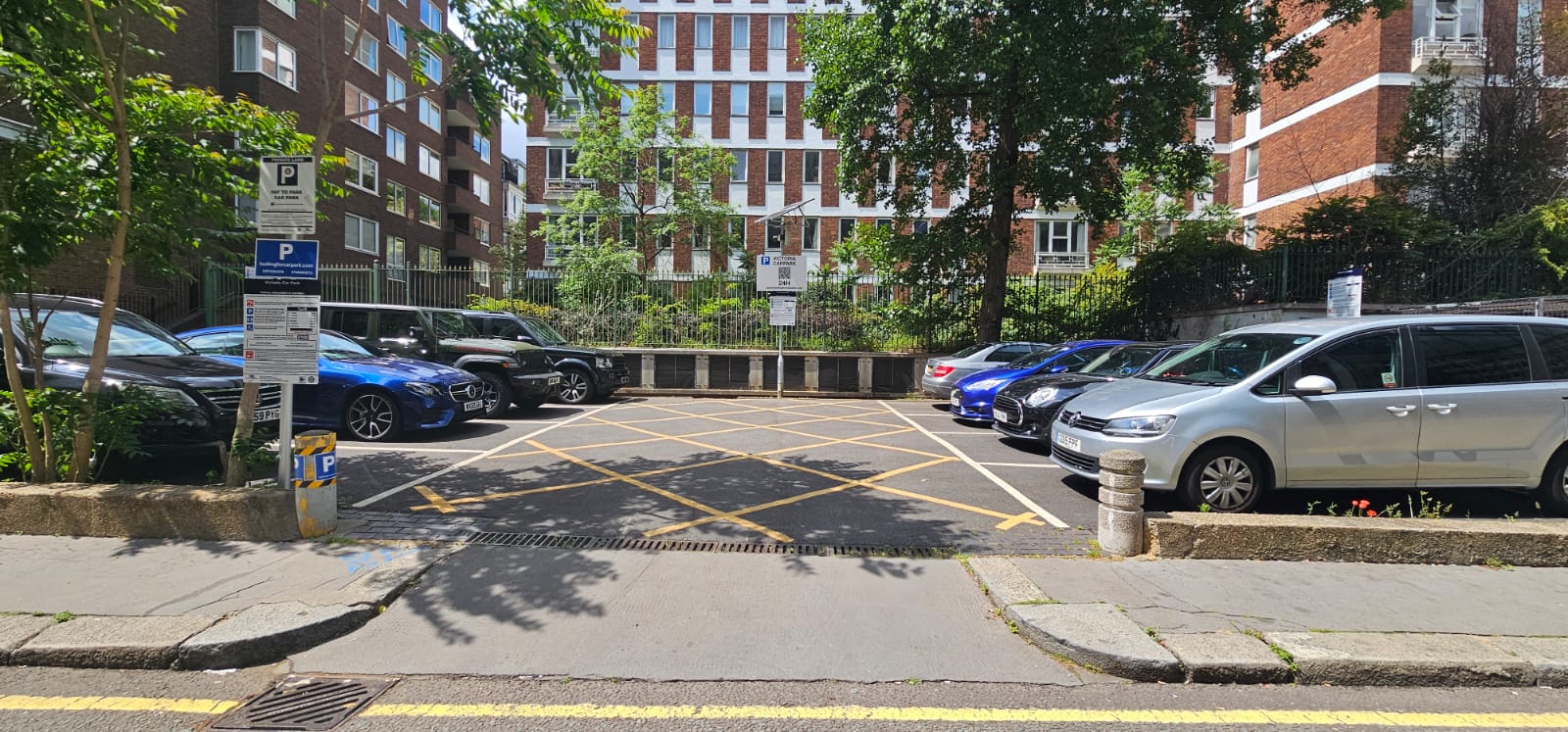ParkDetailSlider