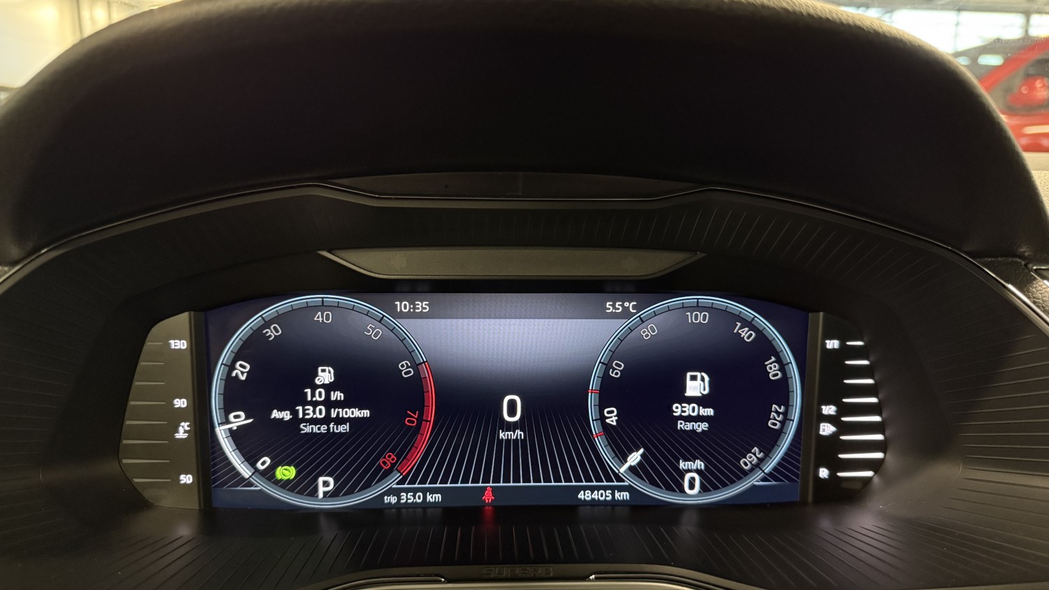 Car image 19