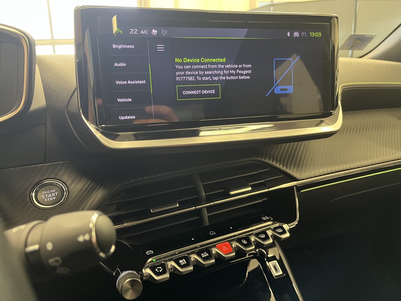 Car image 18