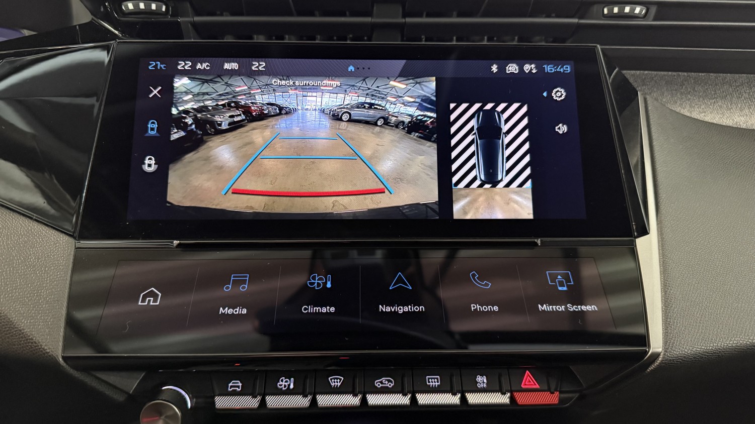 Car image 21