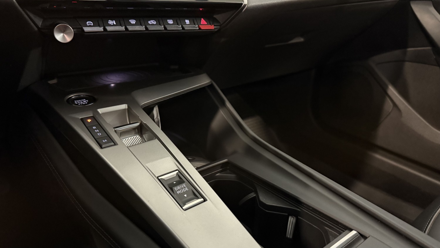 Car image 22
