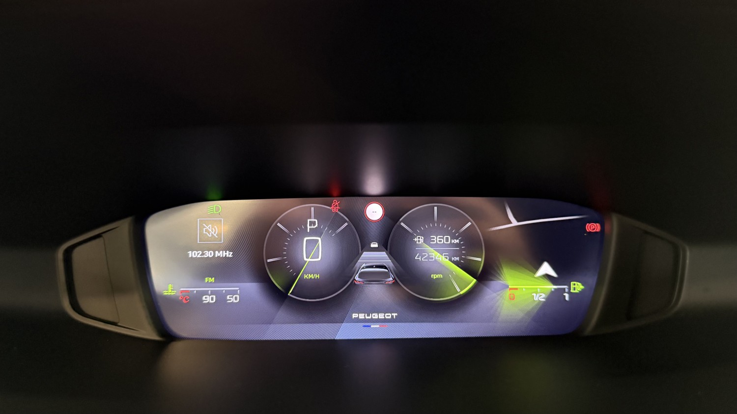 Car image 19
