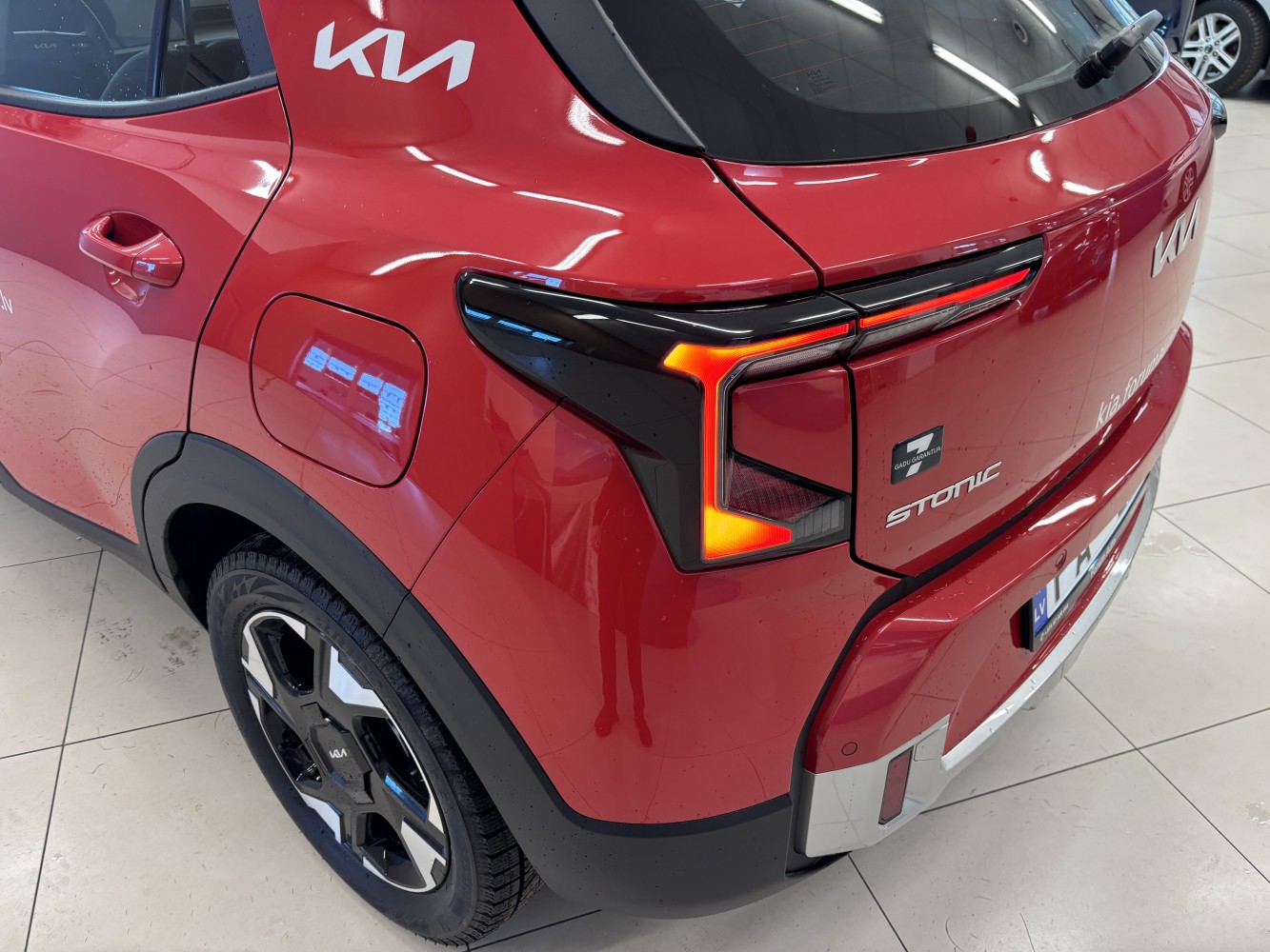 Car image 6