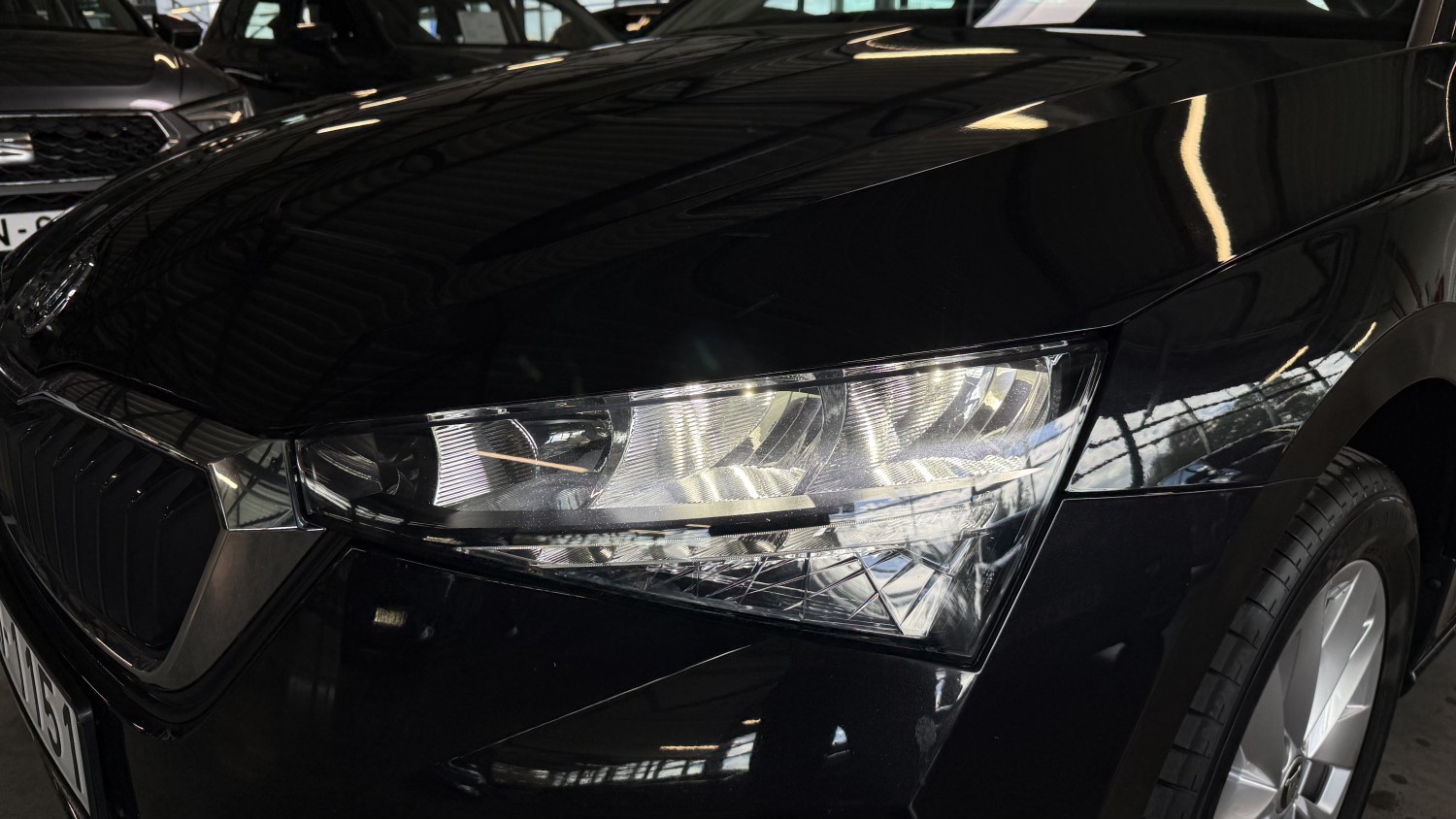Car image 7