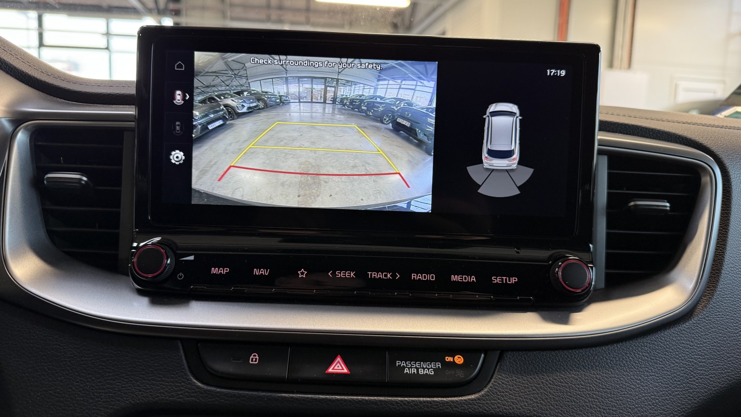 Car image 20
