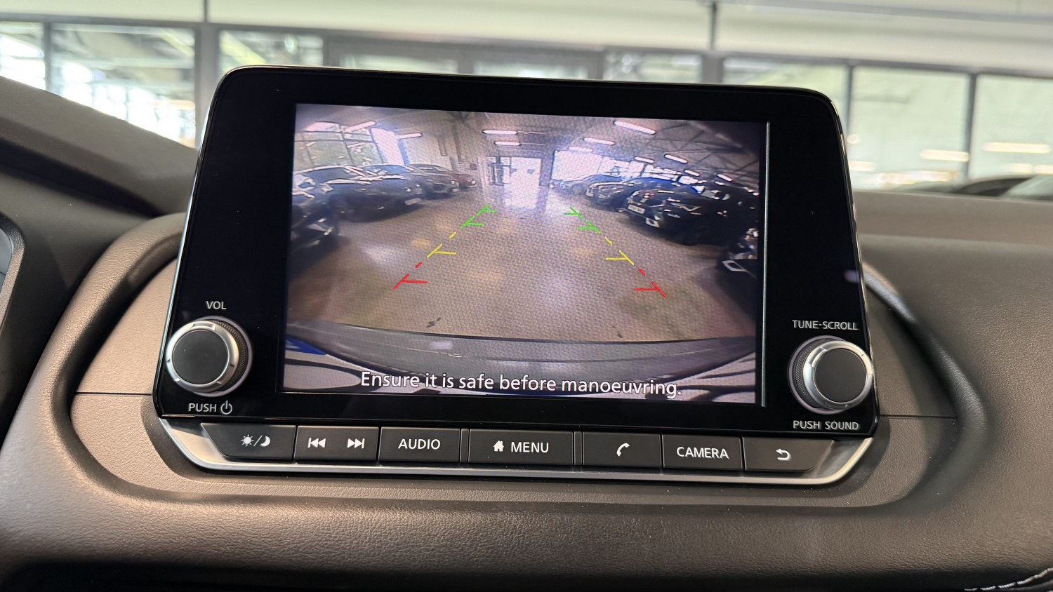 Car image 20