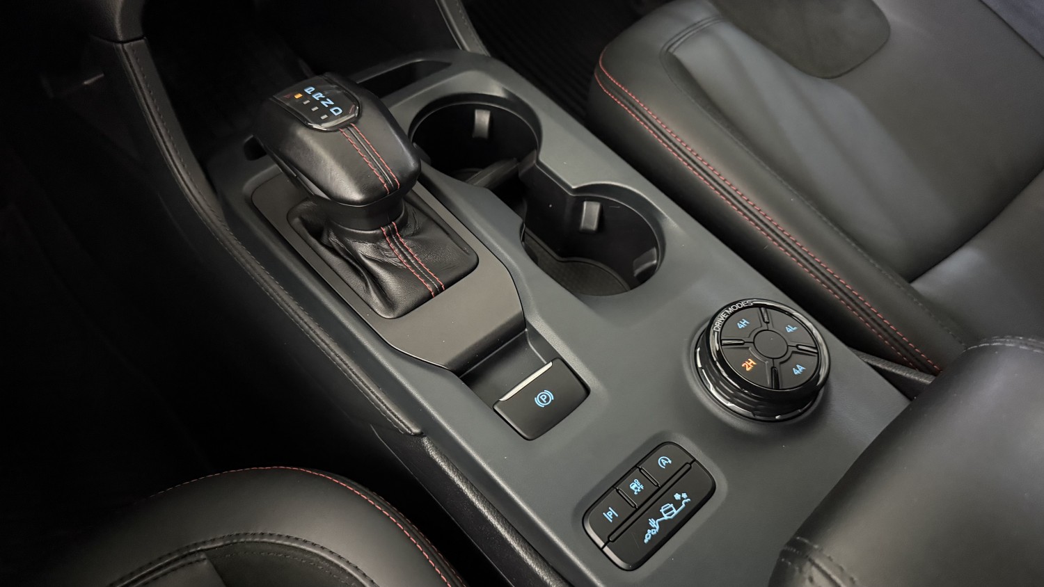 Car image 22
