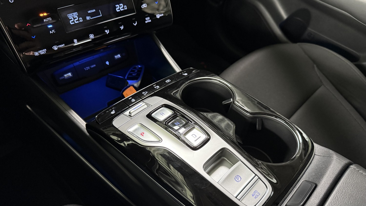 Car image 21