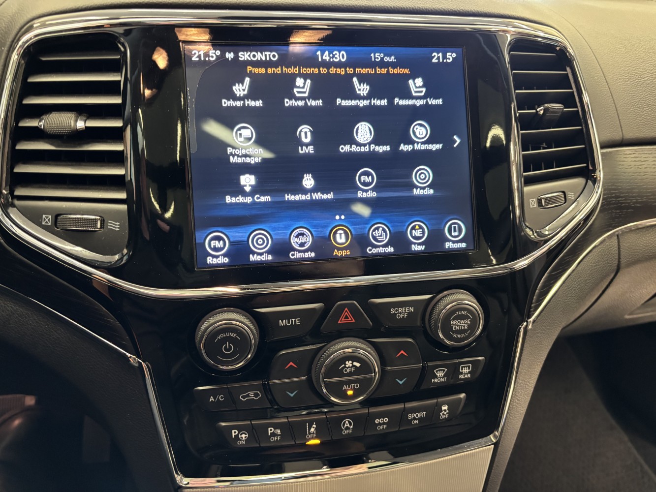 Car image 21