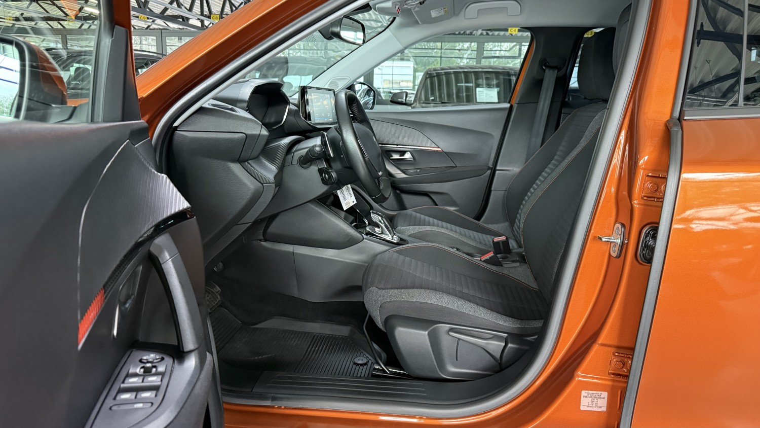 Car image 9