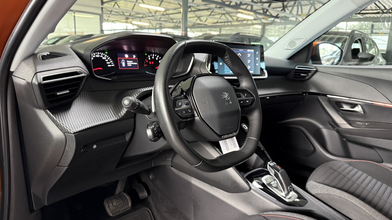 Car image 16