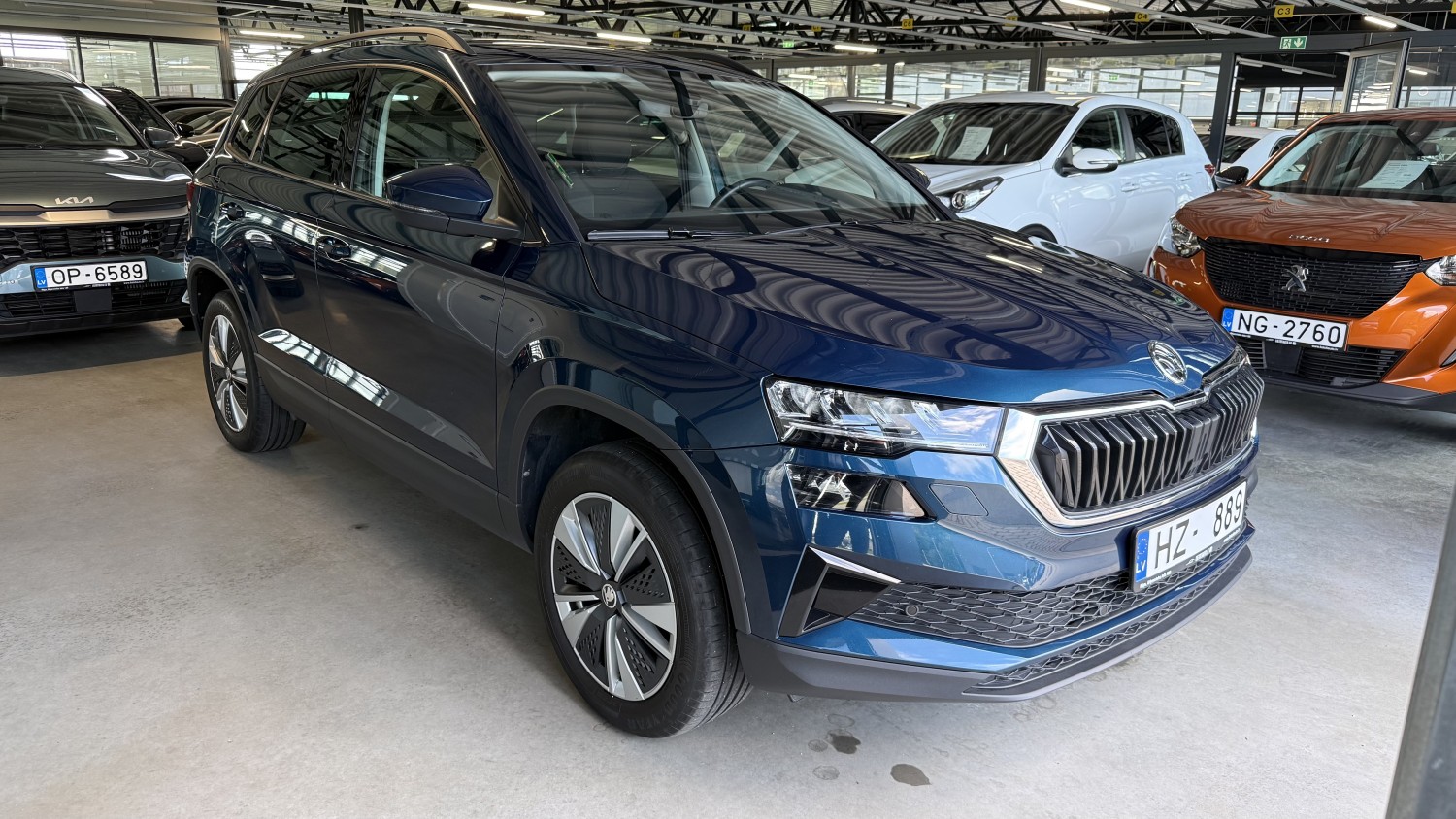 Car image 6