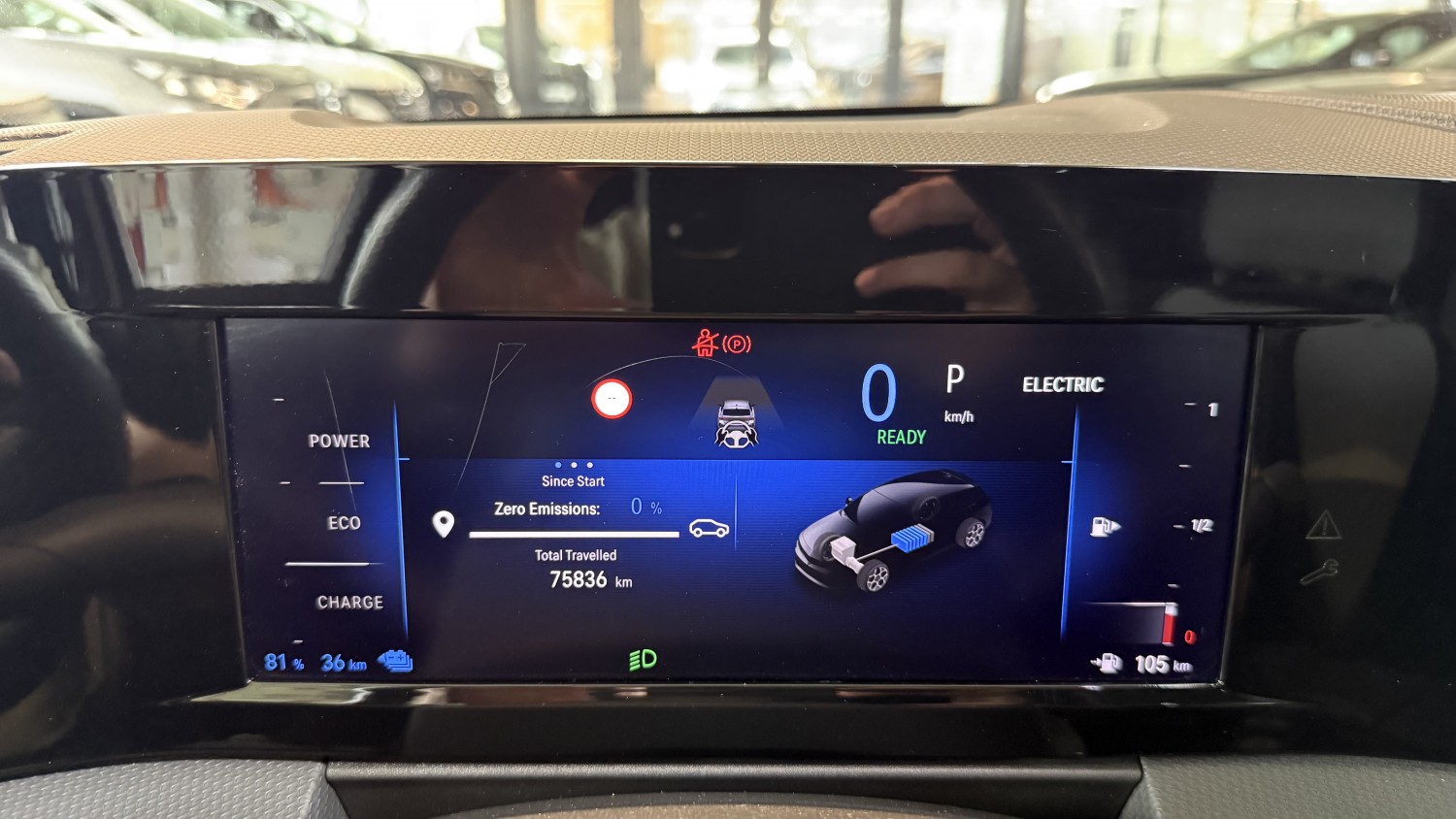 Car image 19