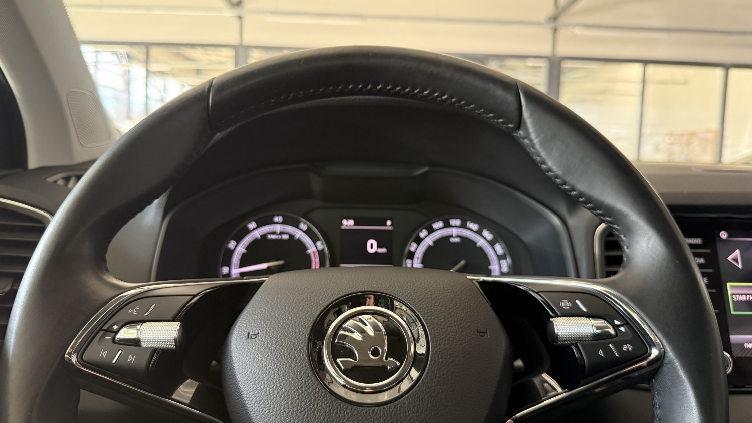 Car image 20