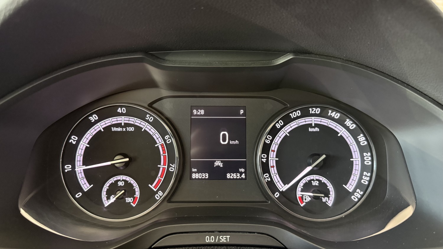 Car image 21