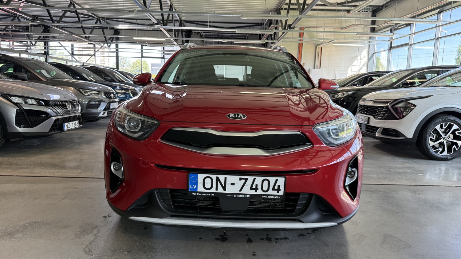 Car image 8