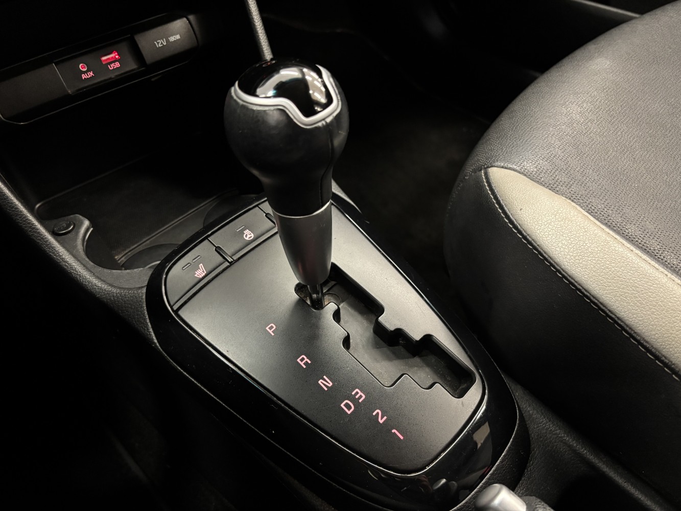 Car image 24