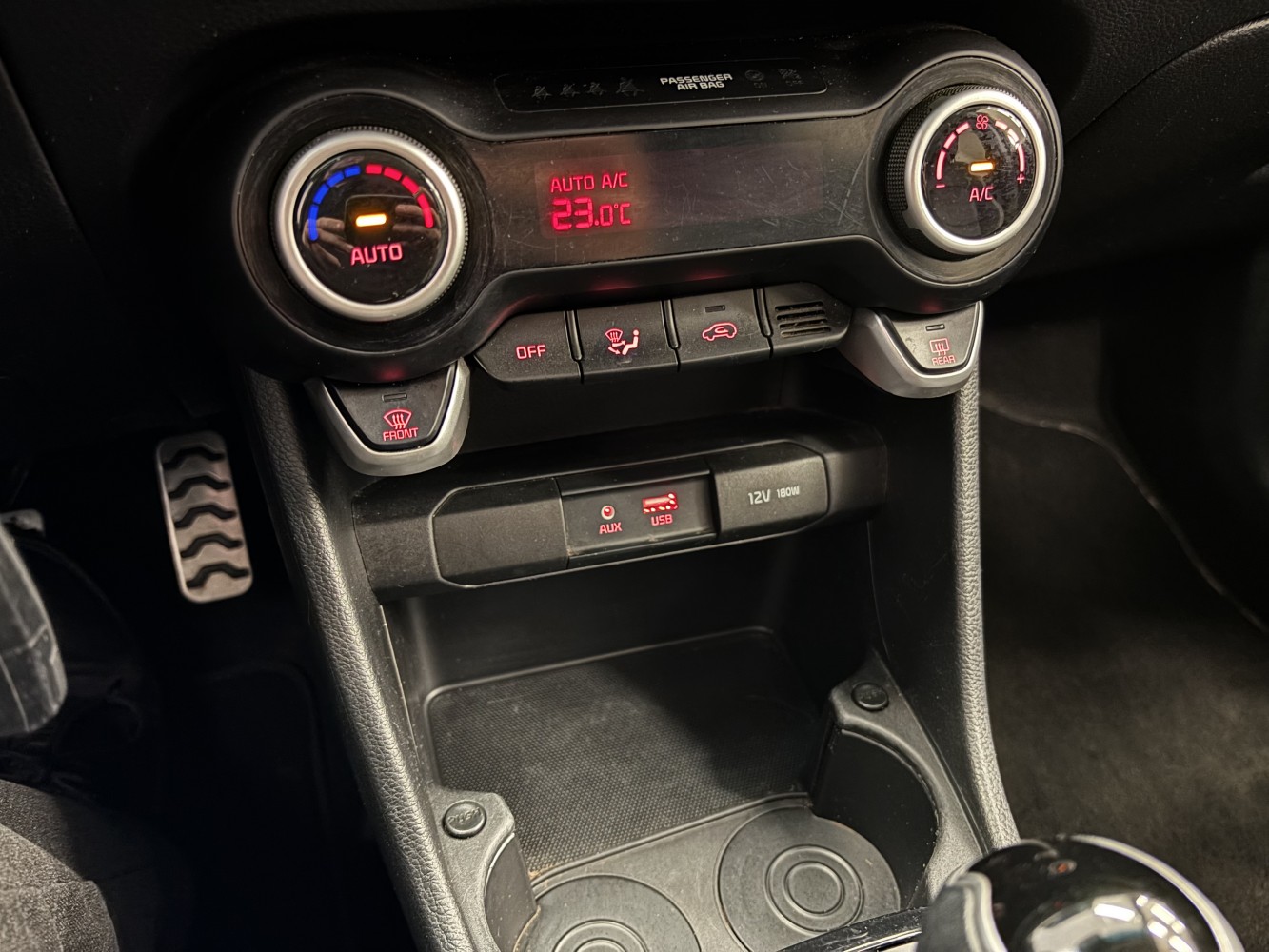 Car image 23