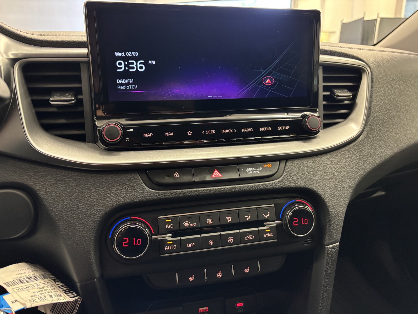 Car image 15