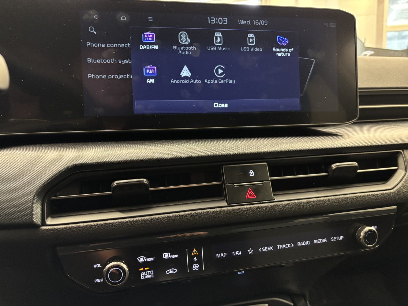 Car image 21
