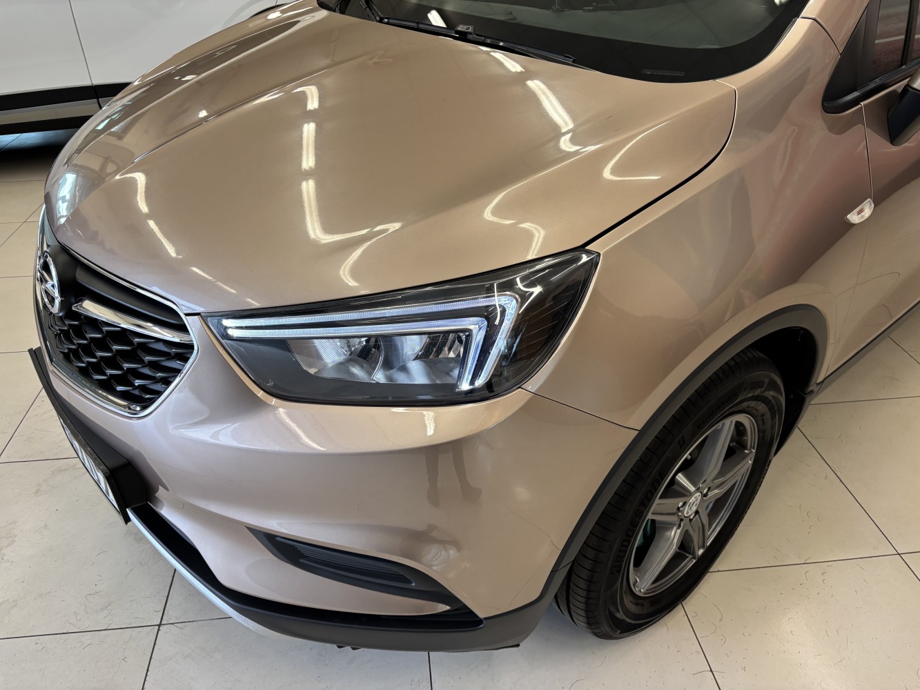 Car image 5