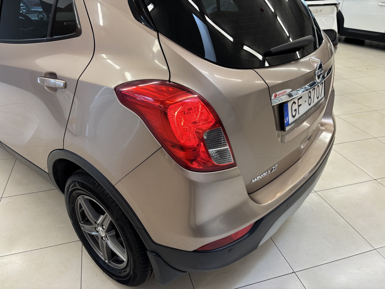 Car image 6