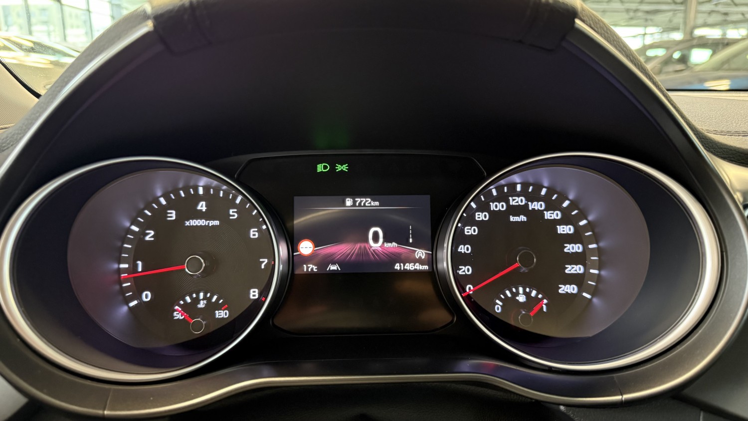 Car image 19