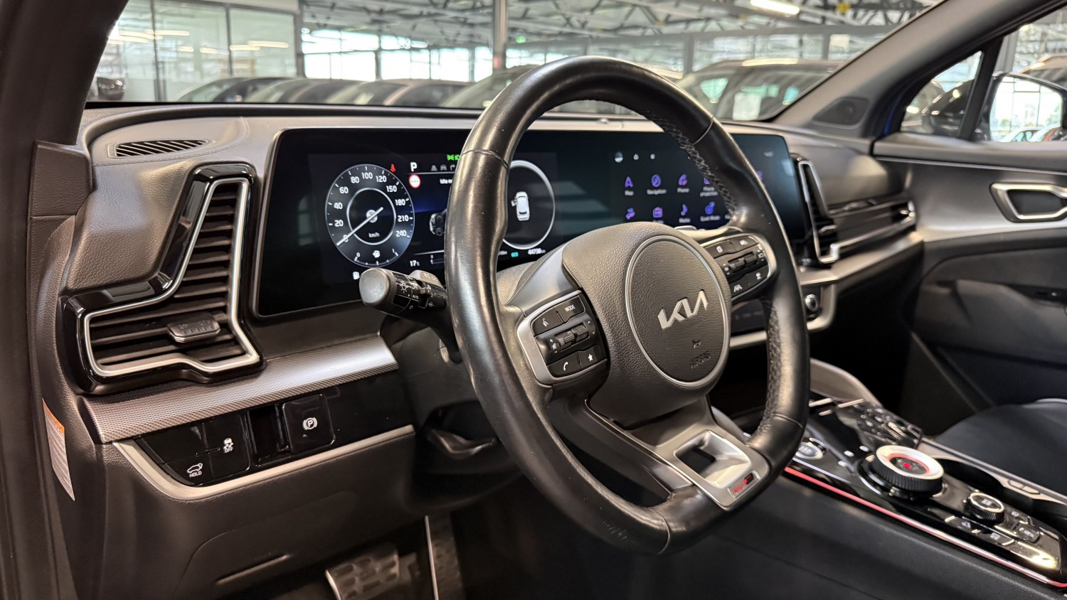 Car image 20