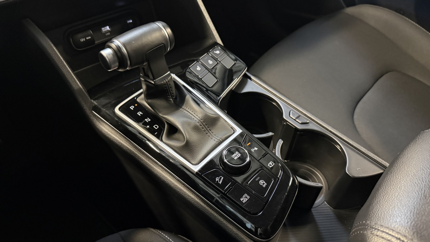 Car image 21