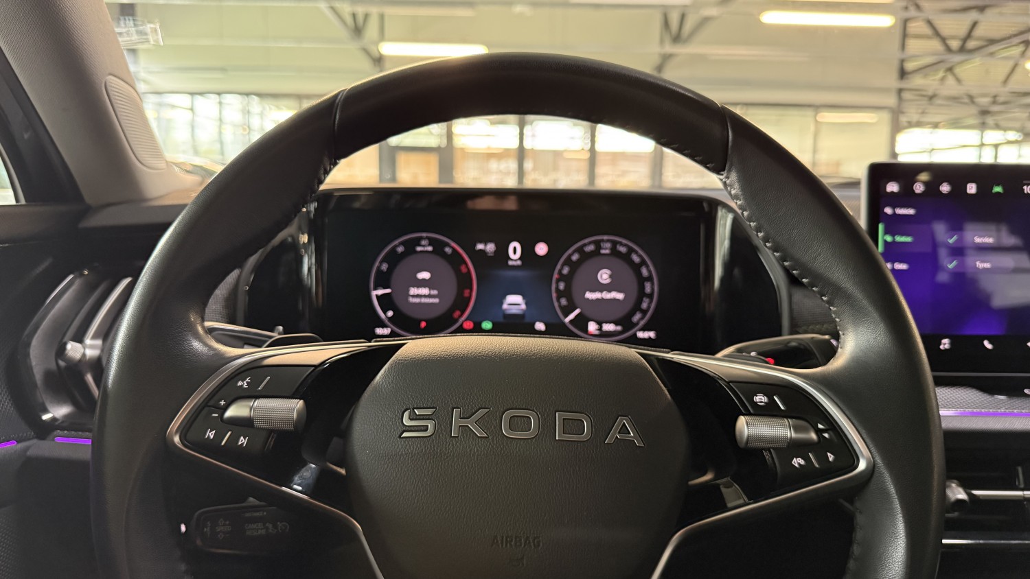 Car image 20