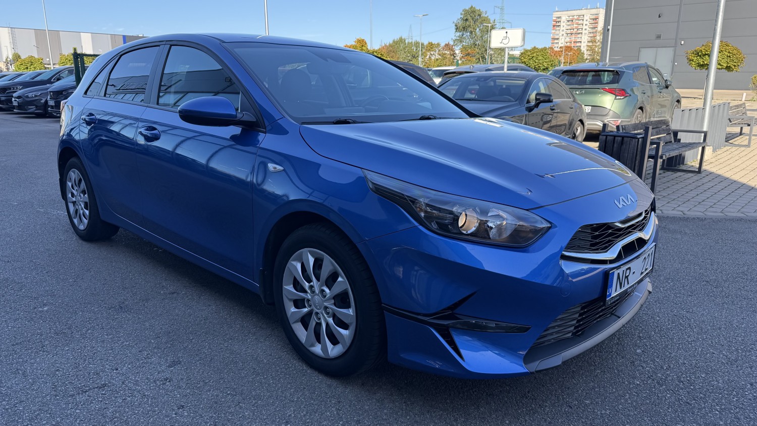 Car image 6