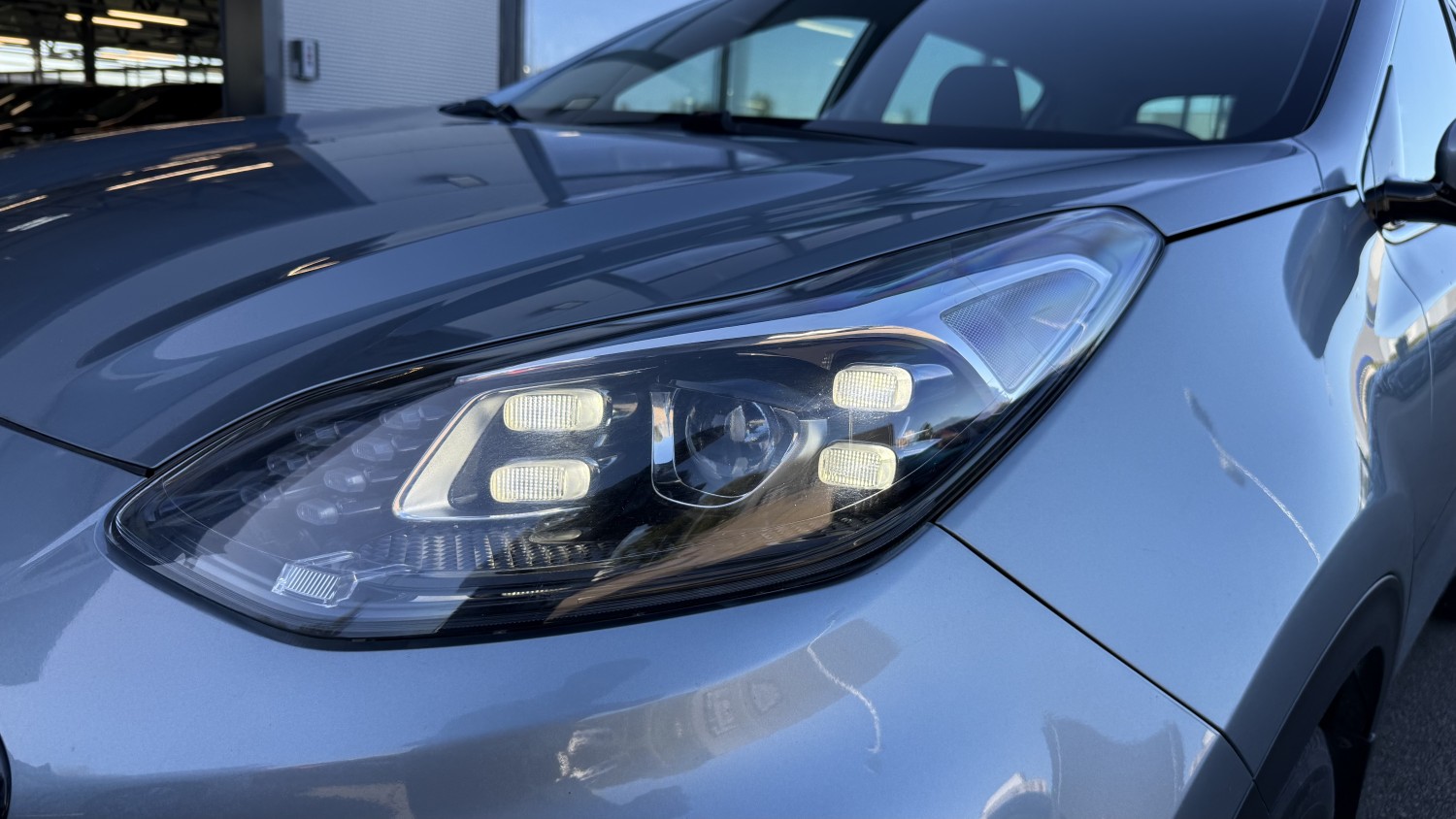 Car image 8