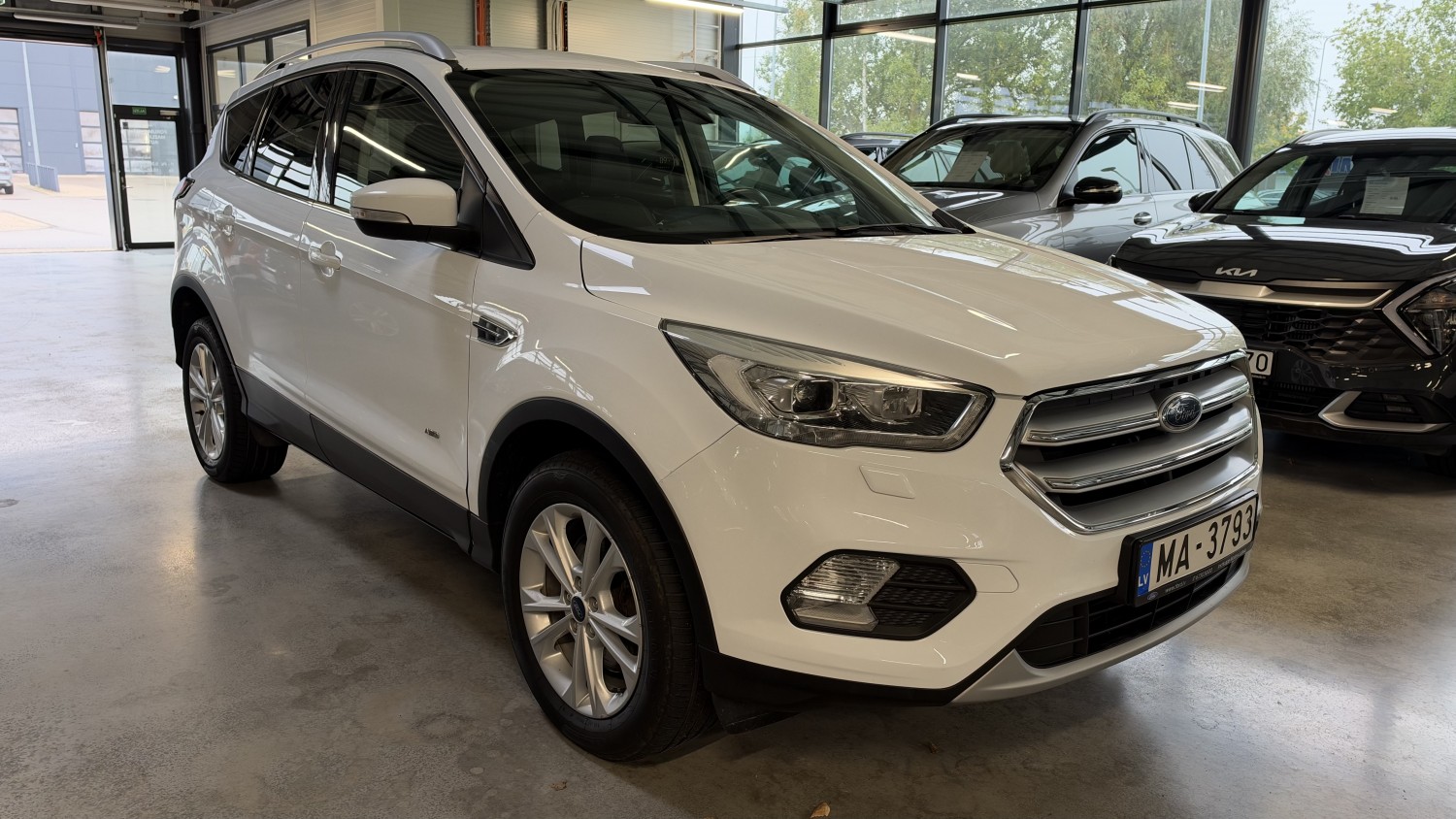 Car image 6