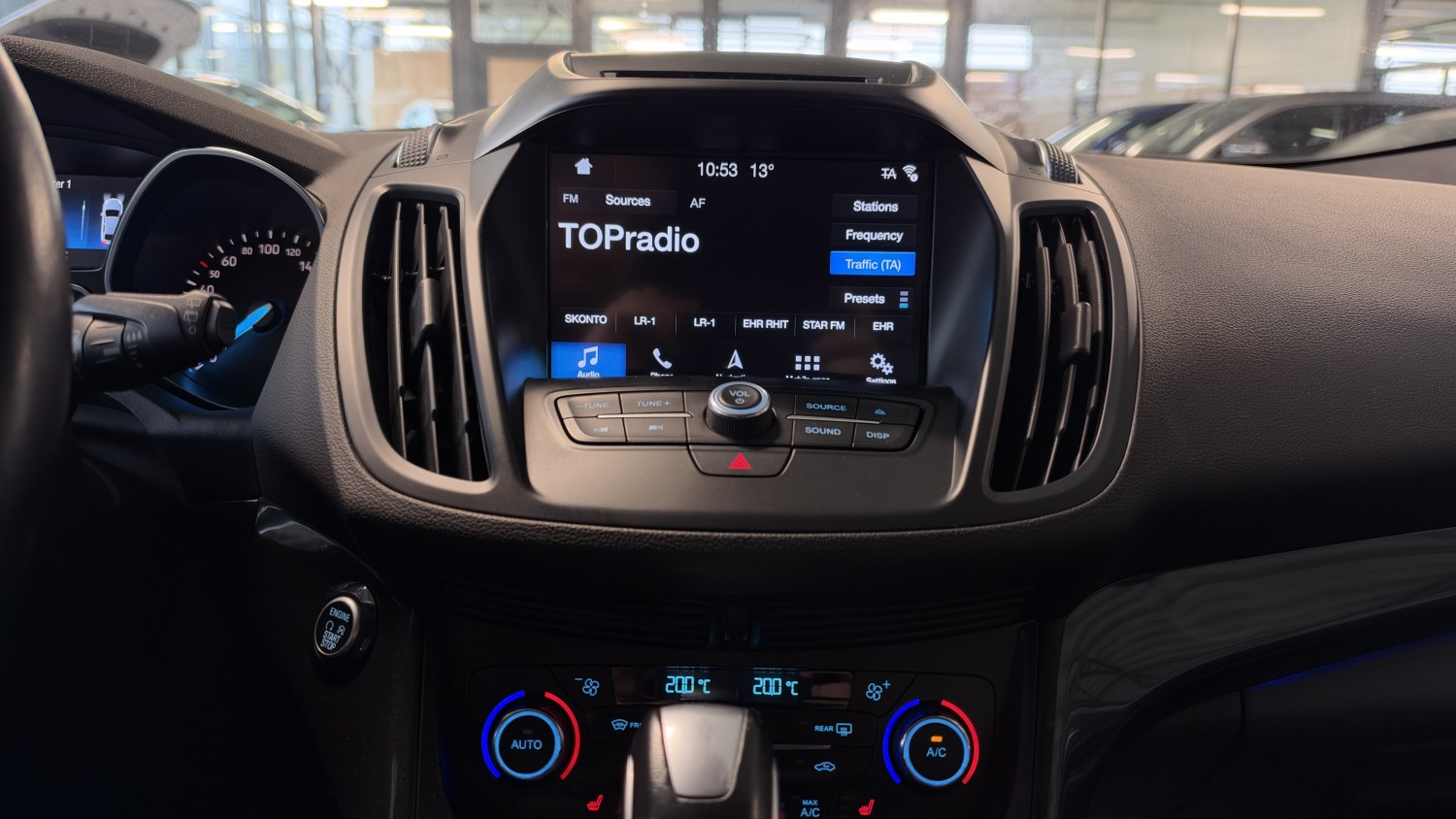 Car image 21