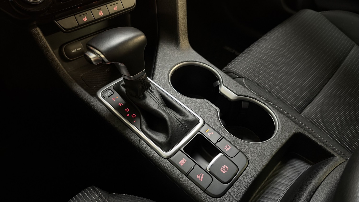 Car image 23