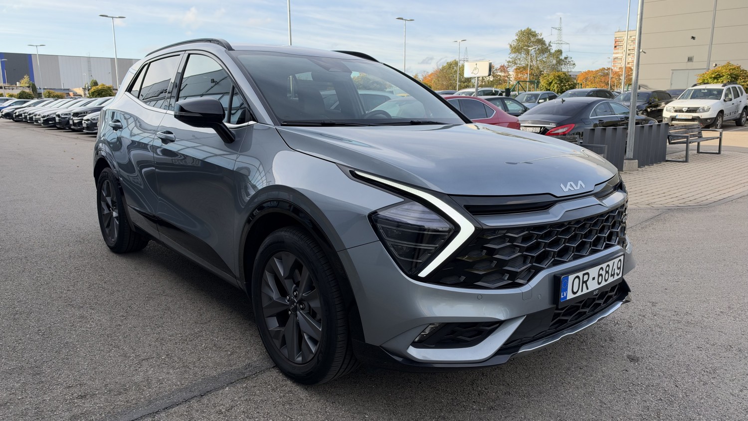 Car image 6