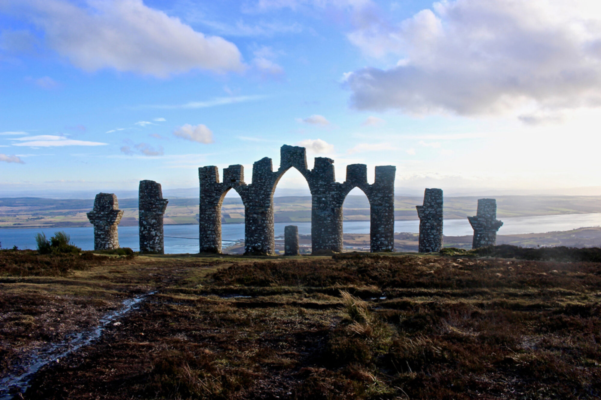 Fyrish-Monument_Aquascot_Alness_web.jpg