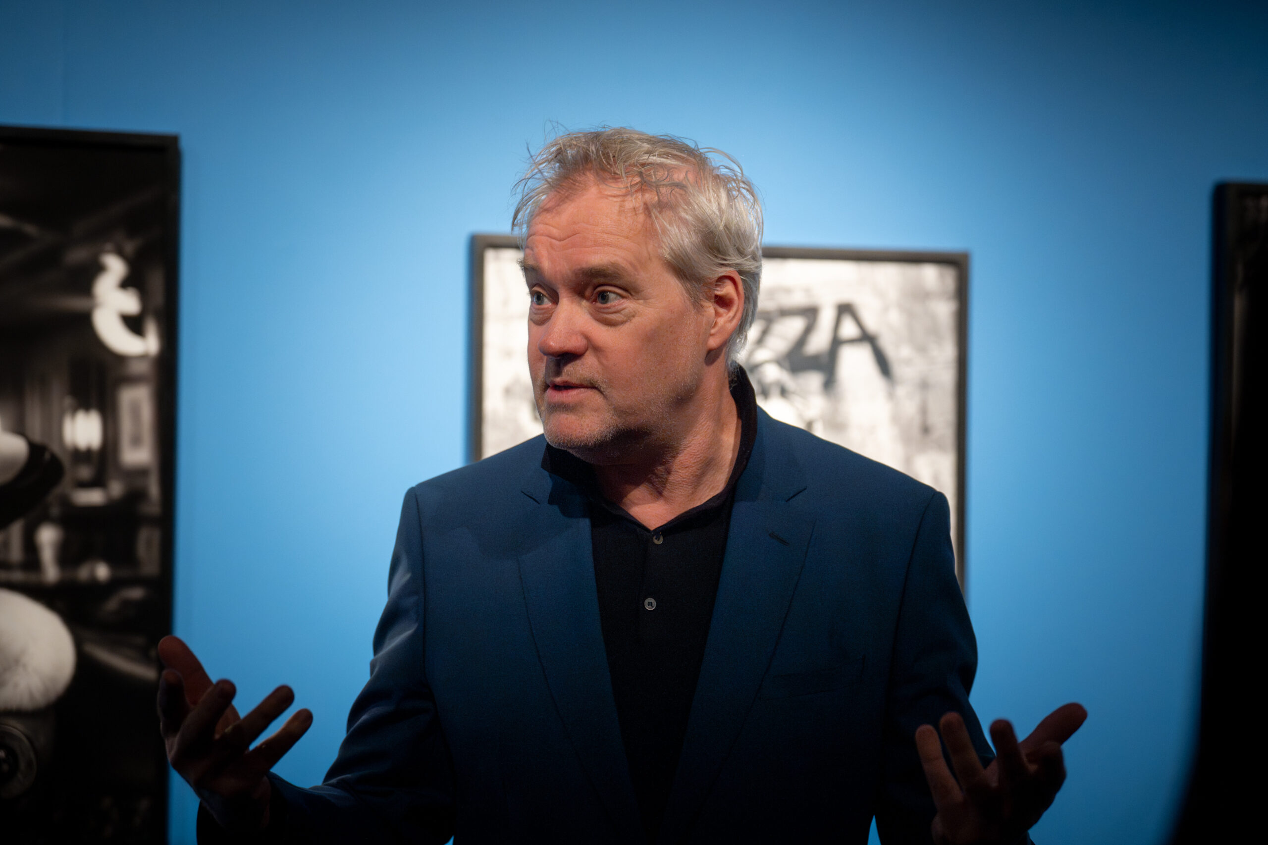 Matthias Harder ha curato la mostra “Helmut Newton. Intrecci” organizzata da Fondazione Artea presso il Filatoio di Caraglio (©️ Fondazione Artea - ph. Marco Rostagno)