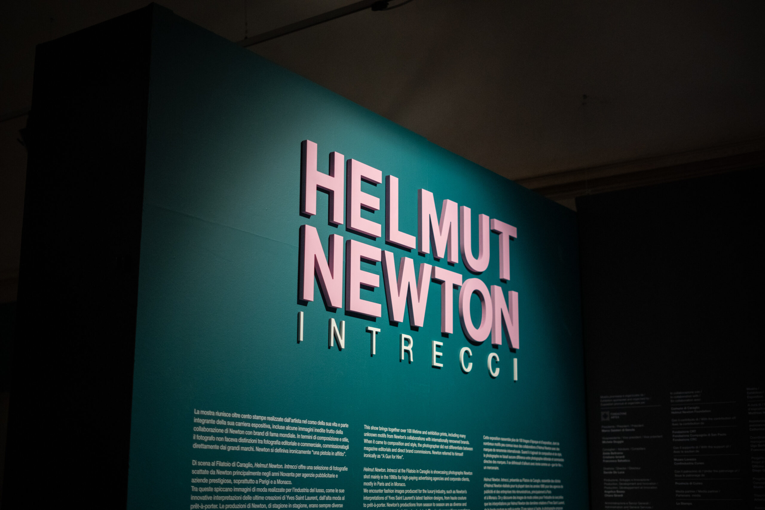 Alcuni scatti della mostra “Helmut Newton. Intrecci” organizzata da Fondazione Artea e curata da Matthias Harder presso il Filatoio di Caraglio (©️ Fondazione Artea - ph. Marco Rostagno)