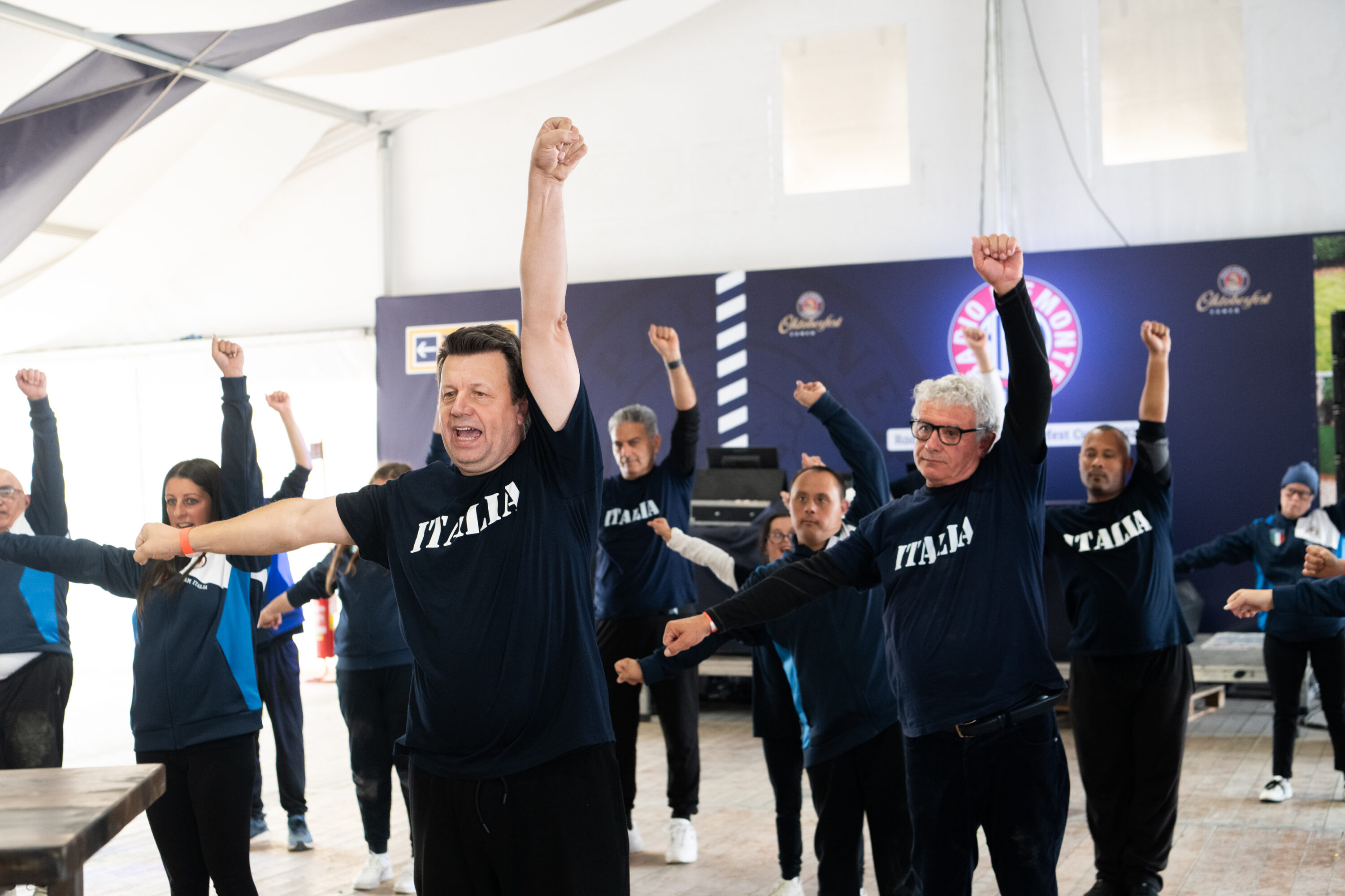 Un momento dello spettacolo del gruppo di cheerleader Le Nuvole (ph@Laura Atzeni)