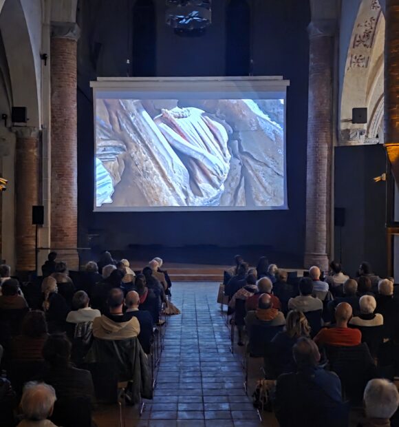 Un momento della proiezione del Cuneo Archeofilm 2025 (ph@Raffaele Massano)