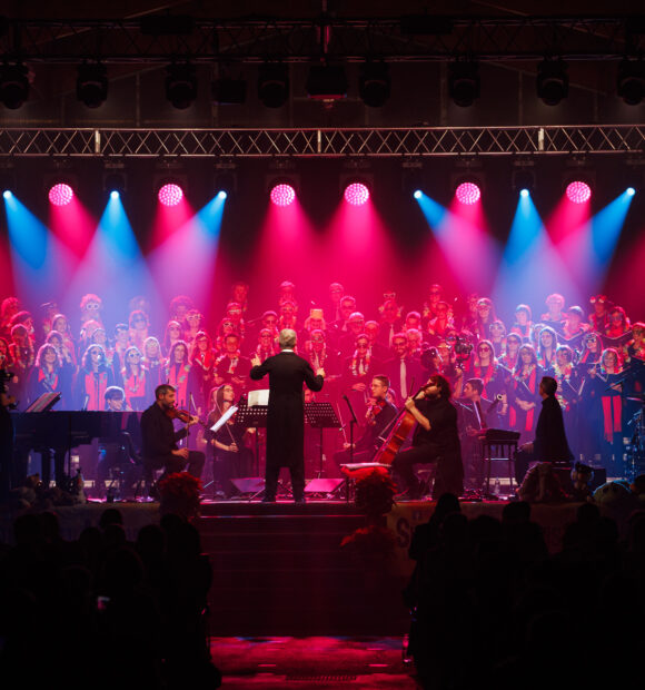 I Polifonici del Marchesato saranno accompagnati da I Musici del Marchesato e da un inedito coro di voci bianche