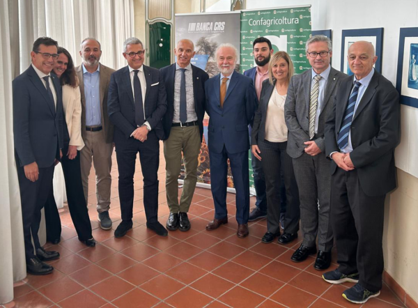 Foto di gruppo dei partner del progetto AGRIESG
