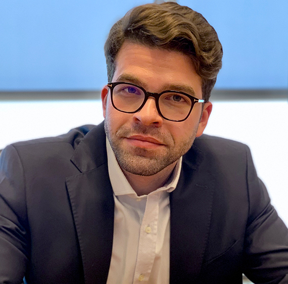 Meet Tudor, Junior @ Corporate Finance Team