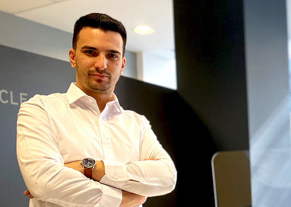 Meet Alex, Senior @ Assurance Team