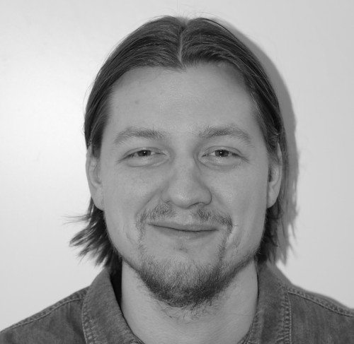 Ernir mynd svart hvít-500x500