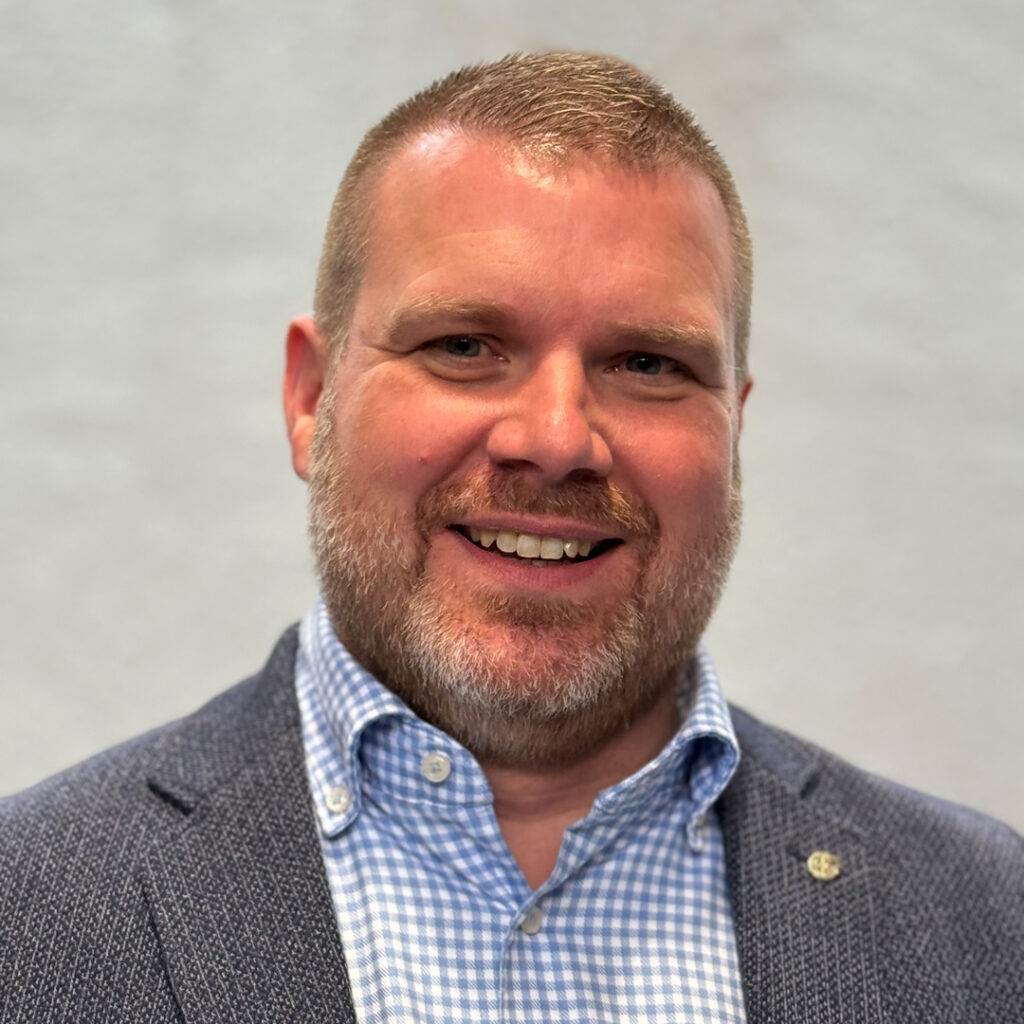 Sigurvin Lárus Jónsson, prestur