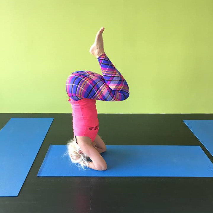 9-a-yoga-2-719x719